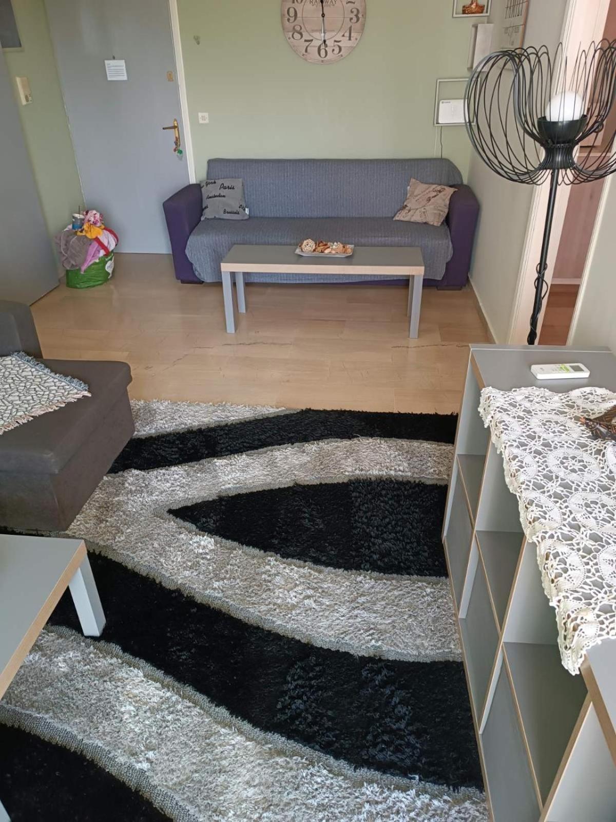 Comfortable Beachfront Apartment Loutraki  Bagian luar foto